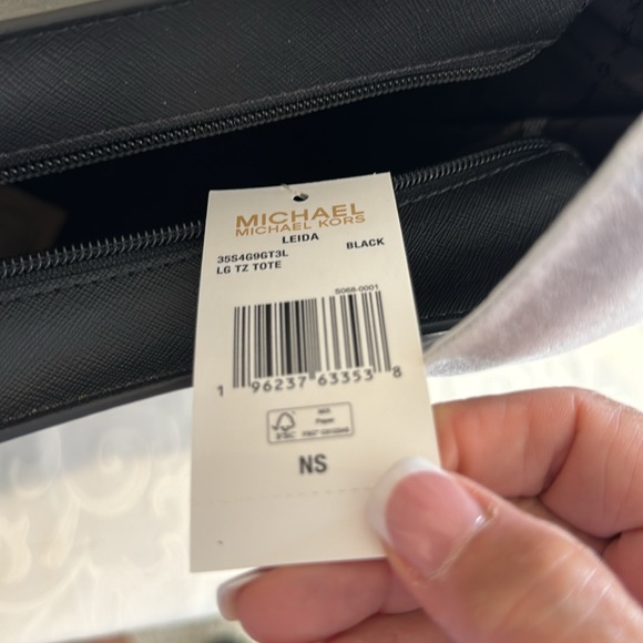 Michael Michael Kors Leida Large Tote Bag - Picture 9 of 14